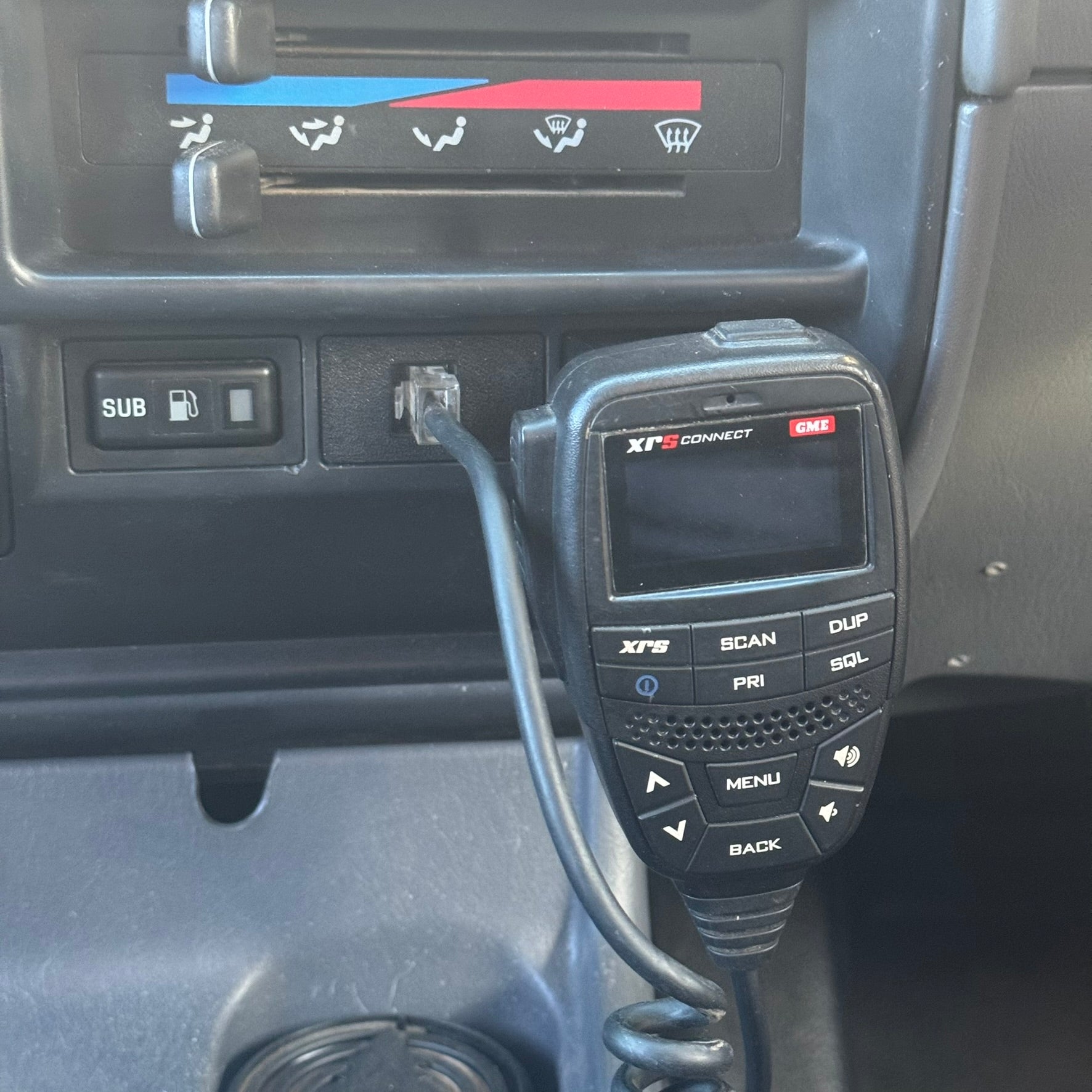 Landcruiser 80 Series UHF Pass Through installed