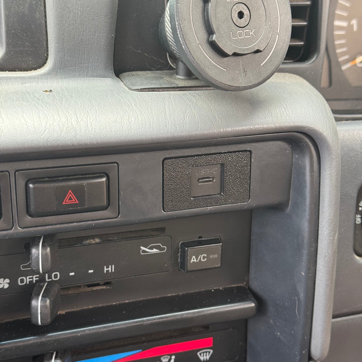 Landcruiser 80 Series USB-C Pass Through installed 