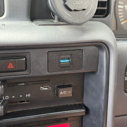 Landcruiser 80 Series USB Pass Through installed